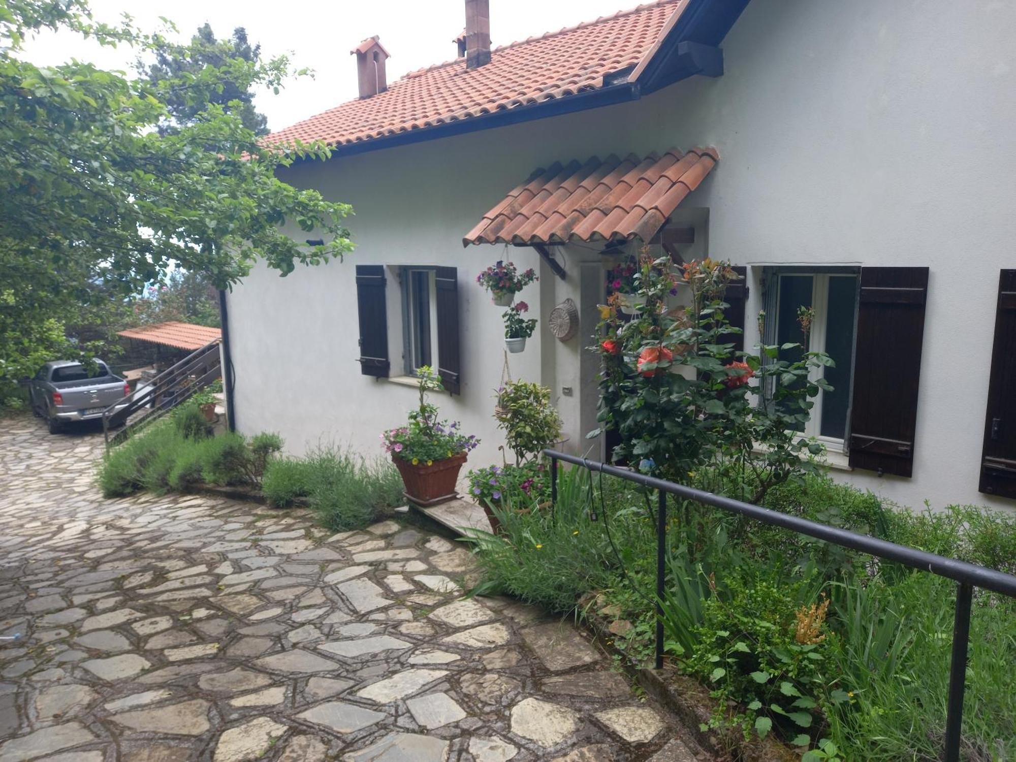 B&B Le Camelie del Bosco Baiardo Exterior foto